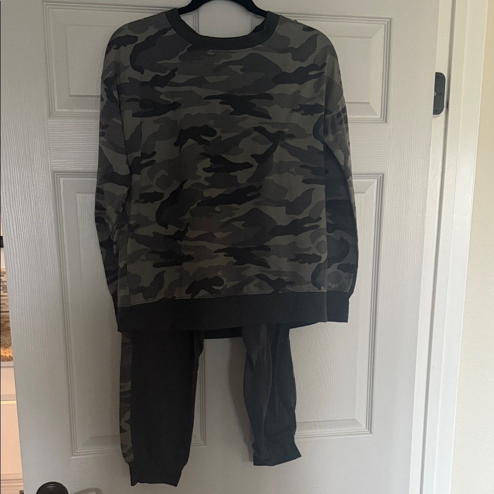 Splendid Camouflage Crew Neck Sweater